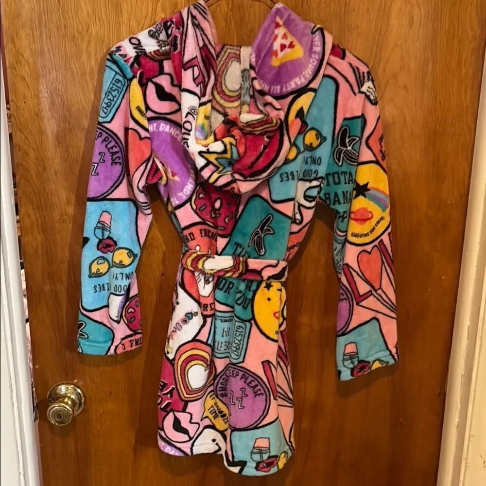 Colorful Graphic Print Robe